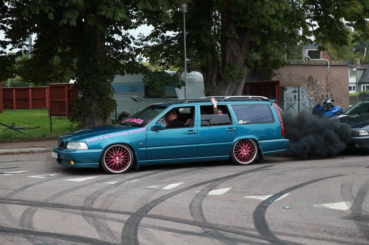 Volvo v70