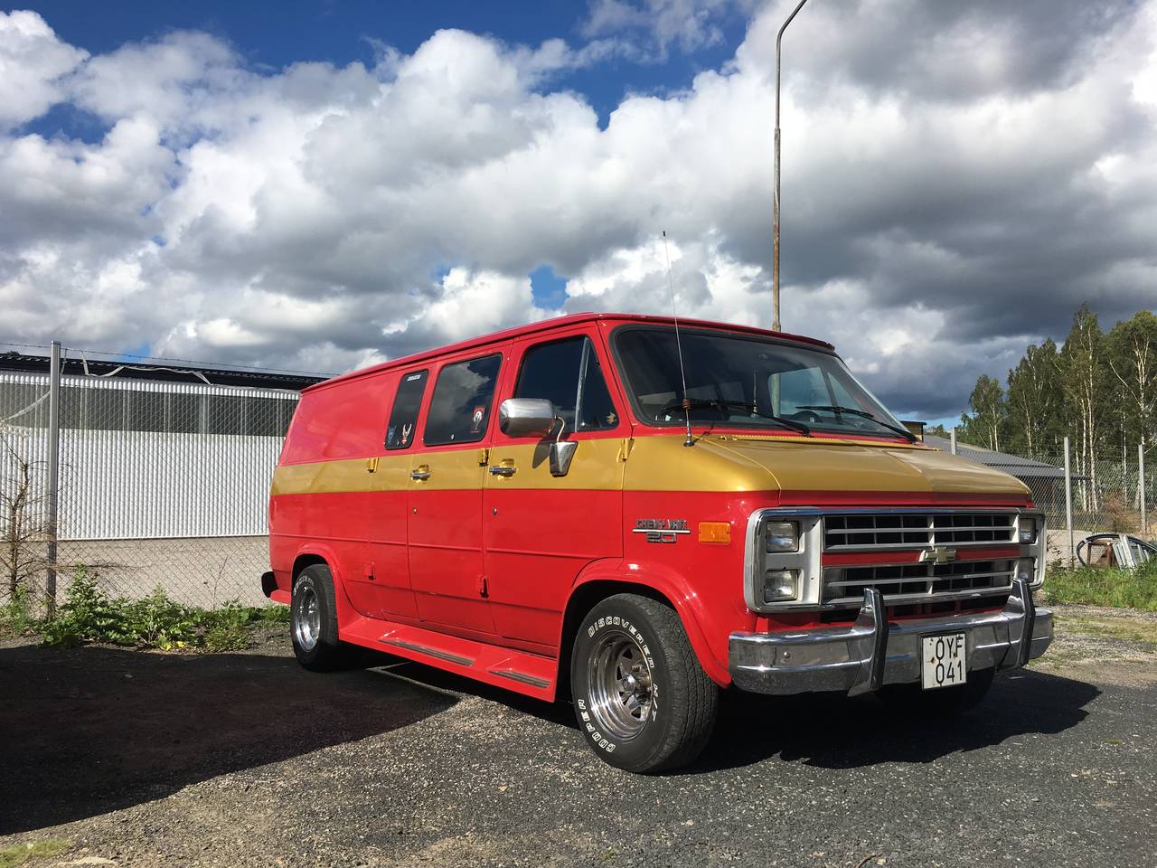 Chevrolet Van G20
