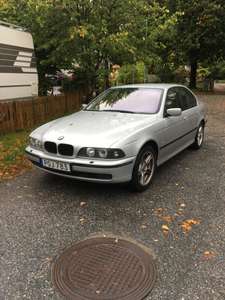 BMW 520I LIM