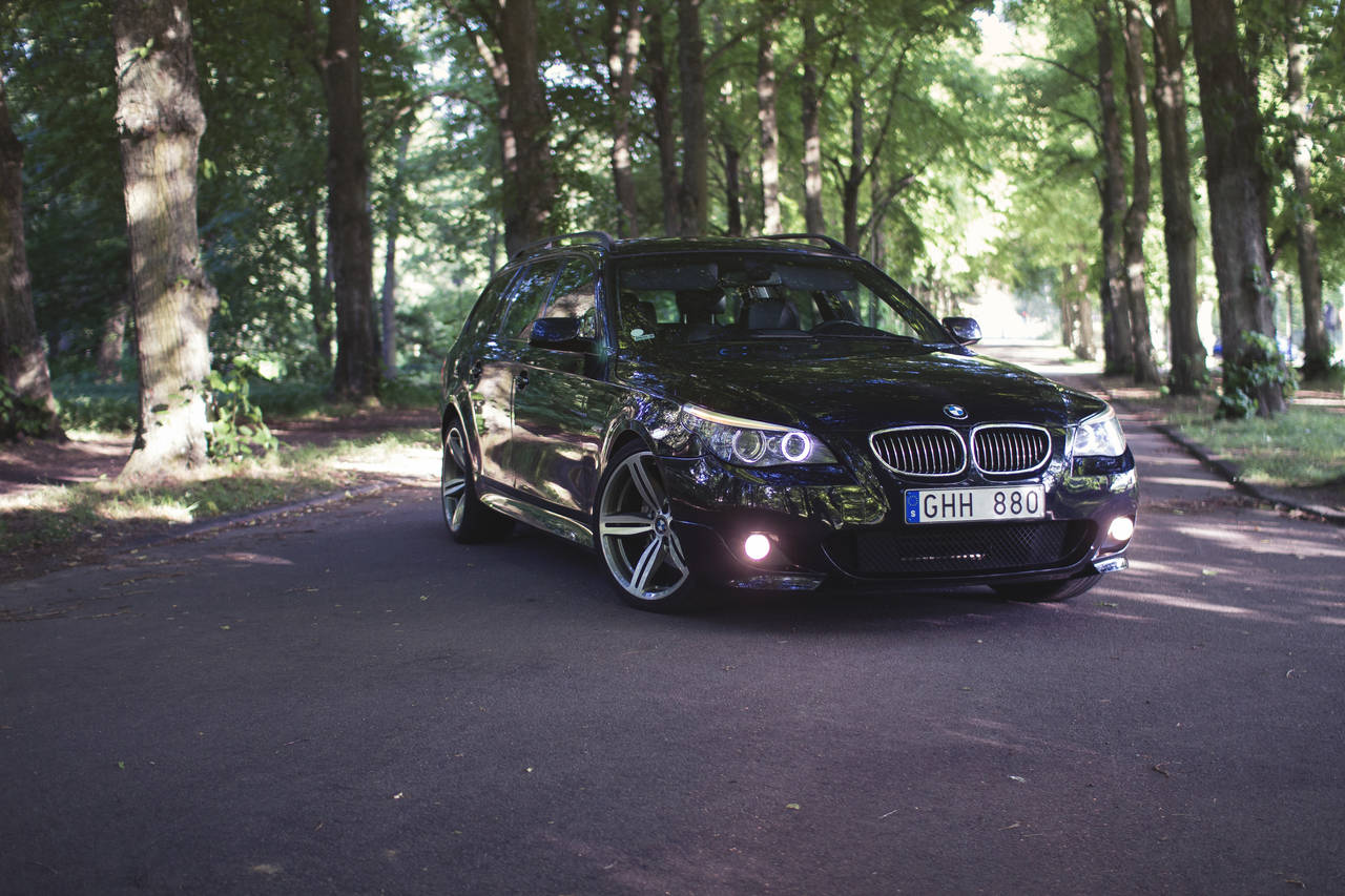 BMW 523i