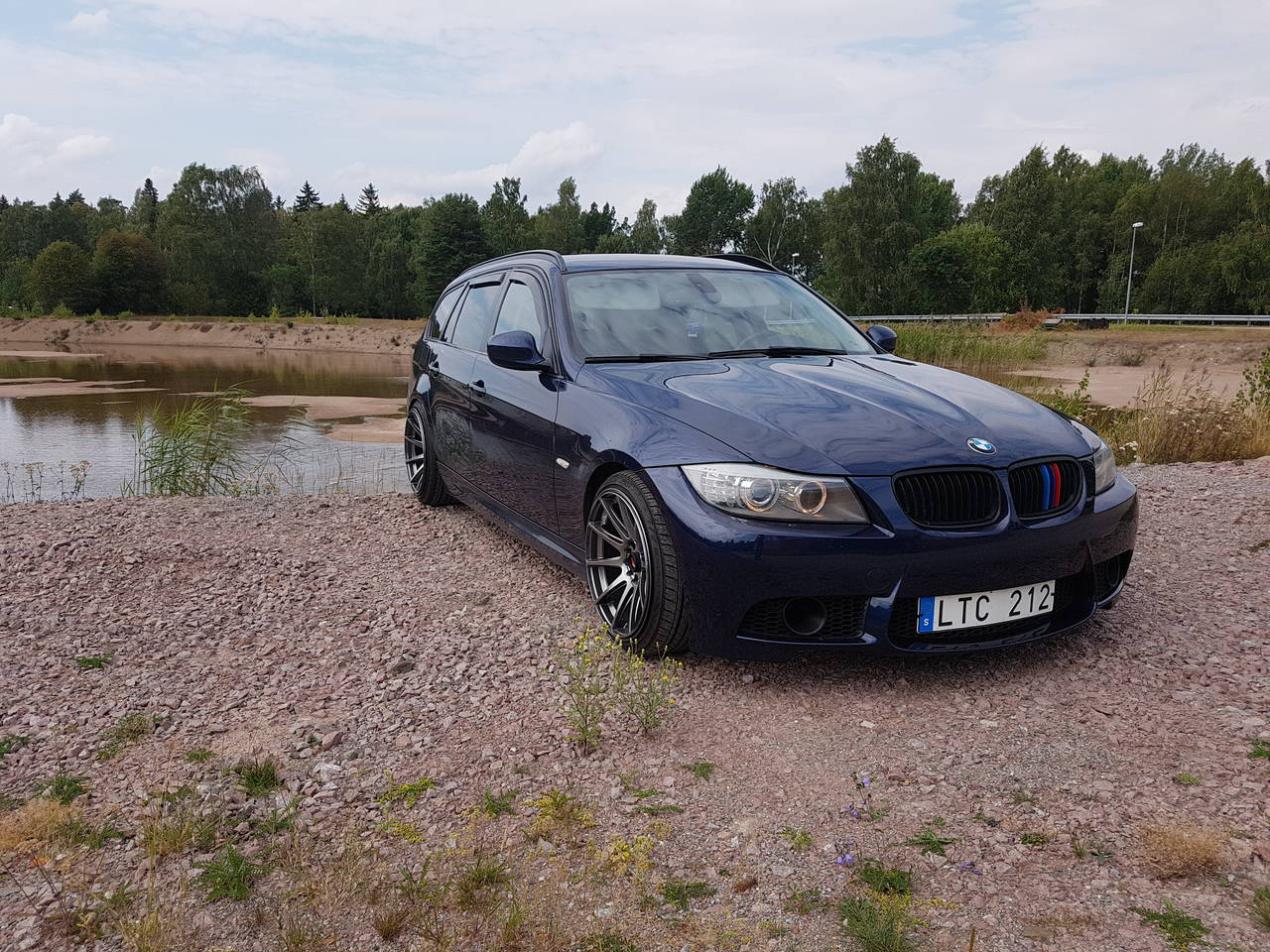 E91 bmw 2011