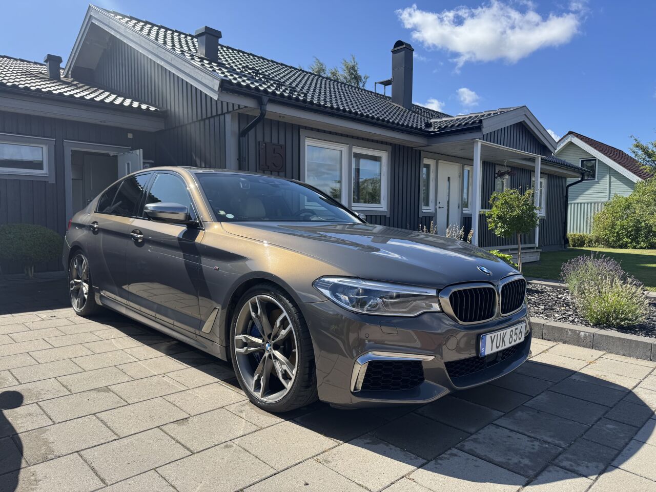 BMW M550i g30