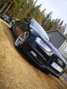 Audi A4 quattro