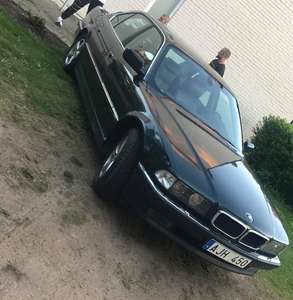 BMW E38 728