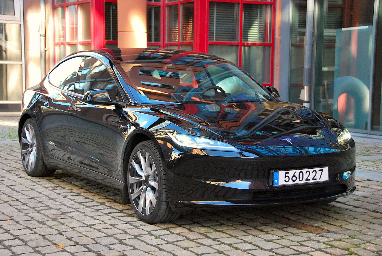 Tesla Model 3 Highland