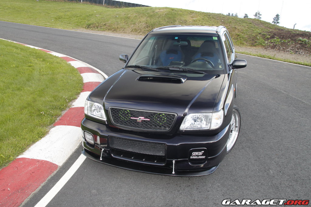 Subaru forester sf5 sti