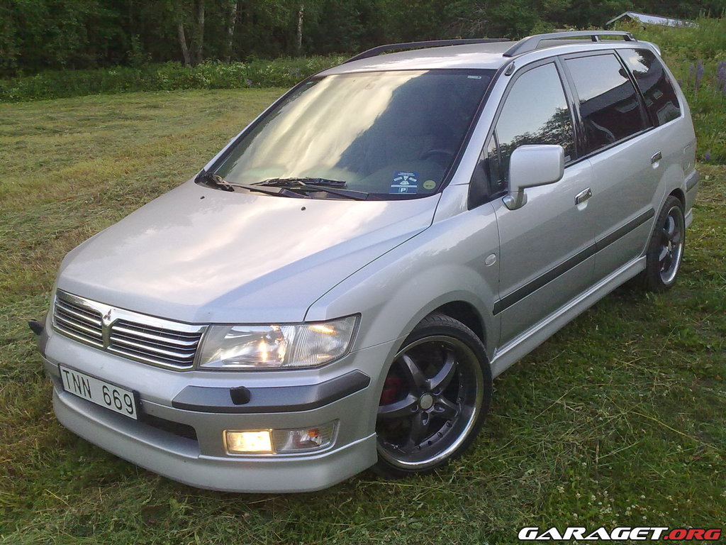 Mitsubishi Space Wagon 2002 Garaget Mitsubishi Space Wagon 2002 Garaget