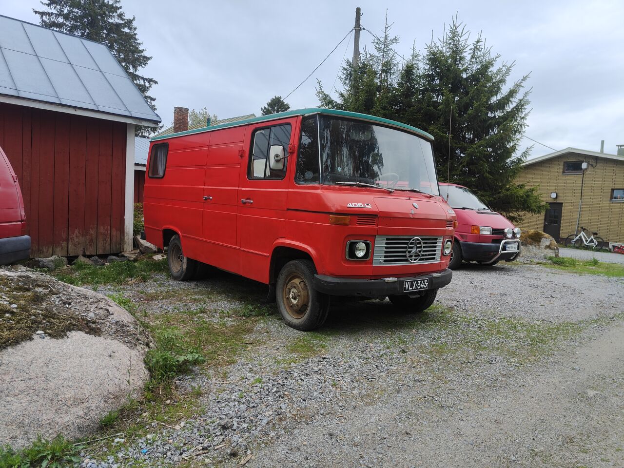Mercedes 406D t2