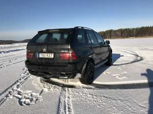 BMW X5 4.6