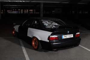 BMW e36 325i coupe