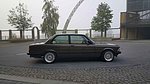 BMW E21 323i