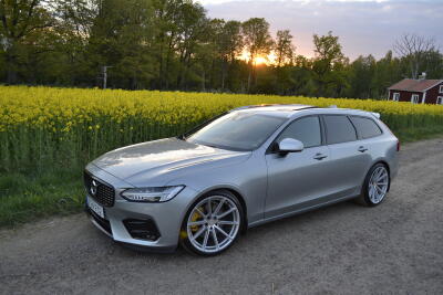 Volvo V90
