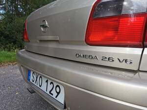 Opel Omega Elegance 2.6 V6