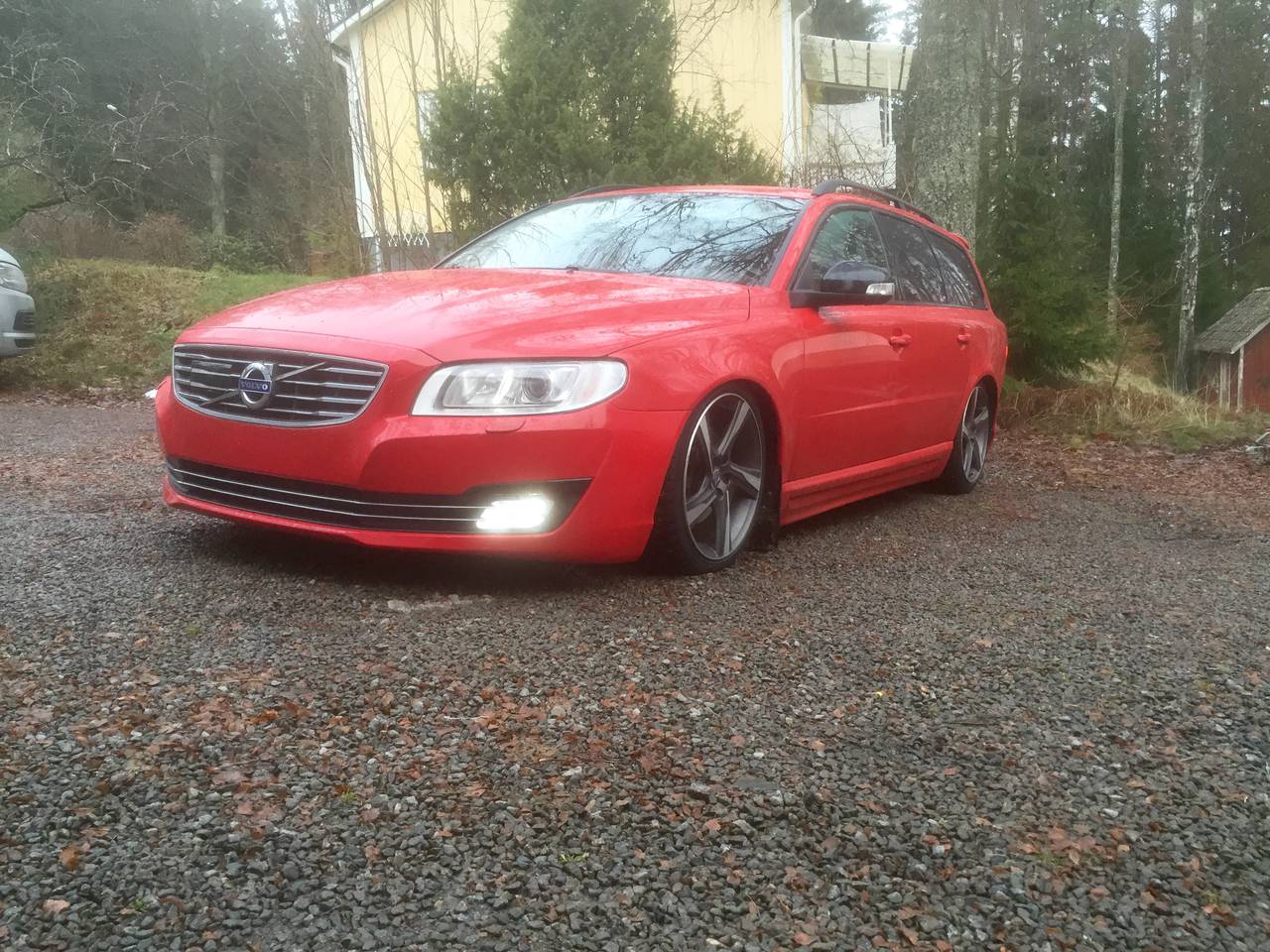 Volvo V70II R-Design