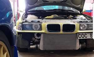 BMW 325 tic