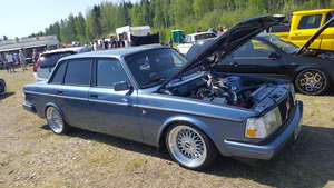 Volvo 240 V8