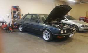 BMW 540i e28