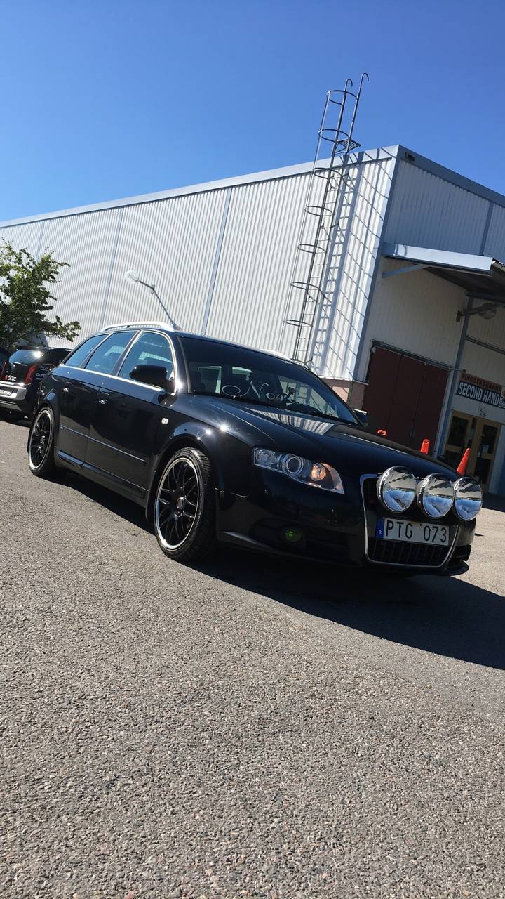 AUDI A4 audi-a4-b7-8ec-1-8-t-tuning Used - the parking