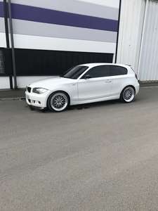 BMW 130i E81