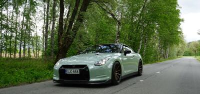 Nissan GT-R