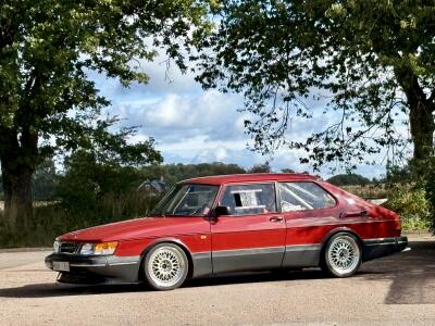 Saab 900 T16