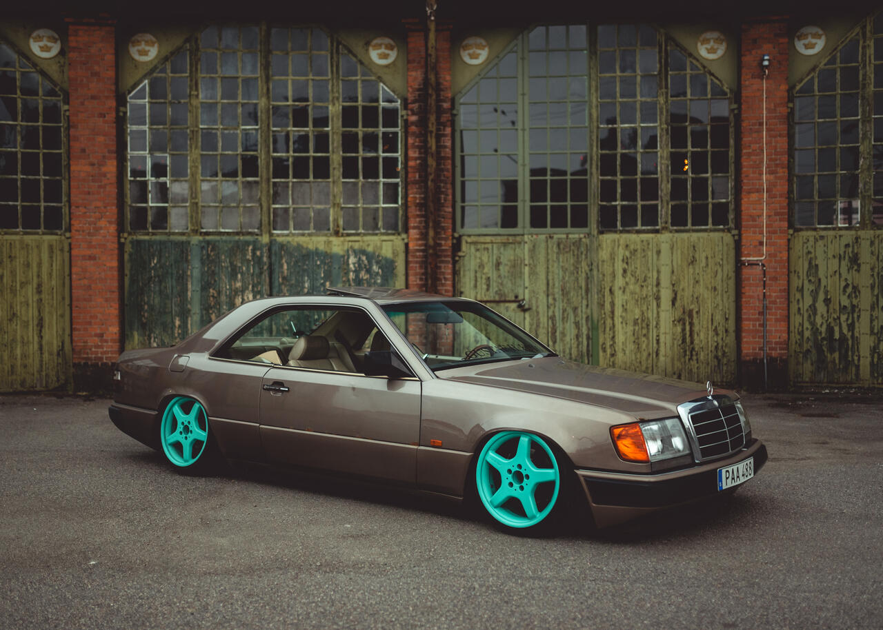 Mercedes 230CE