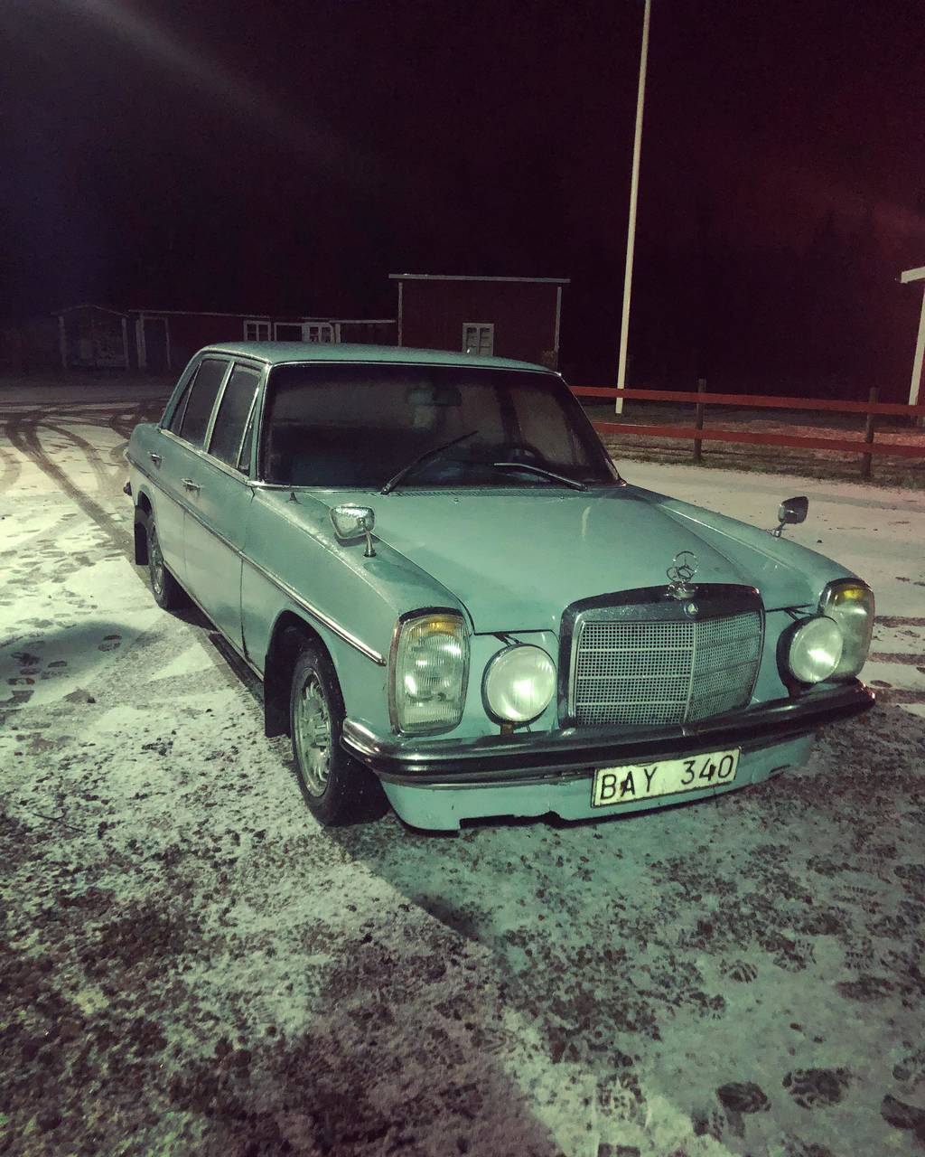 Mercedes w115