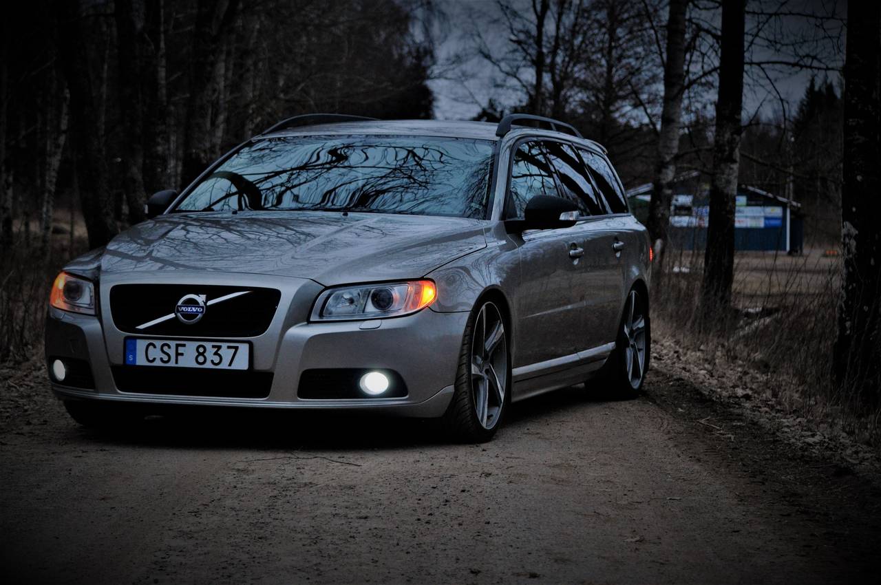 Volvo v70 (2008) Garaget