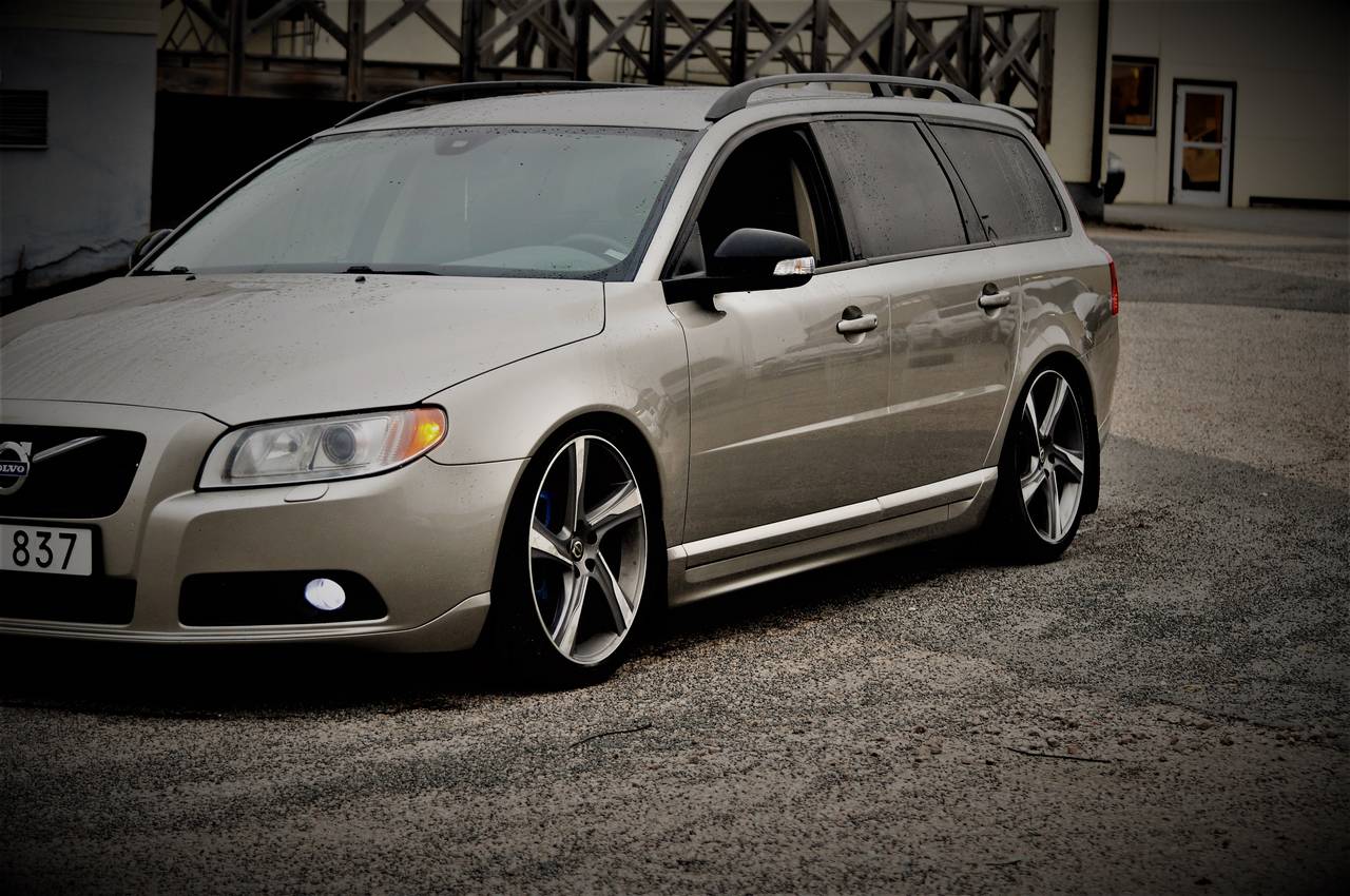 Volvo v70 2008