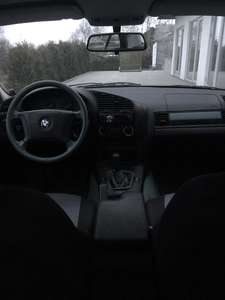BMW 328i E36