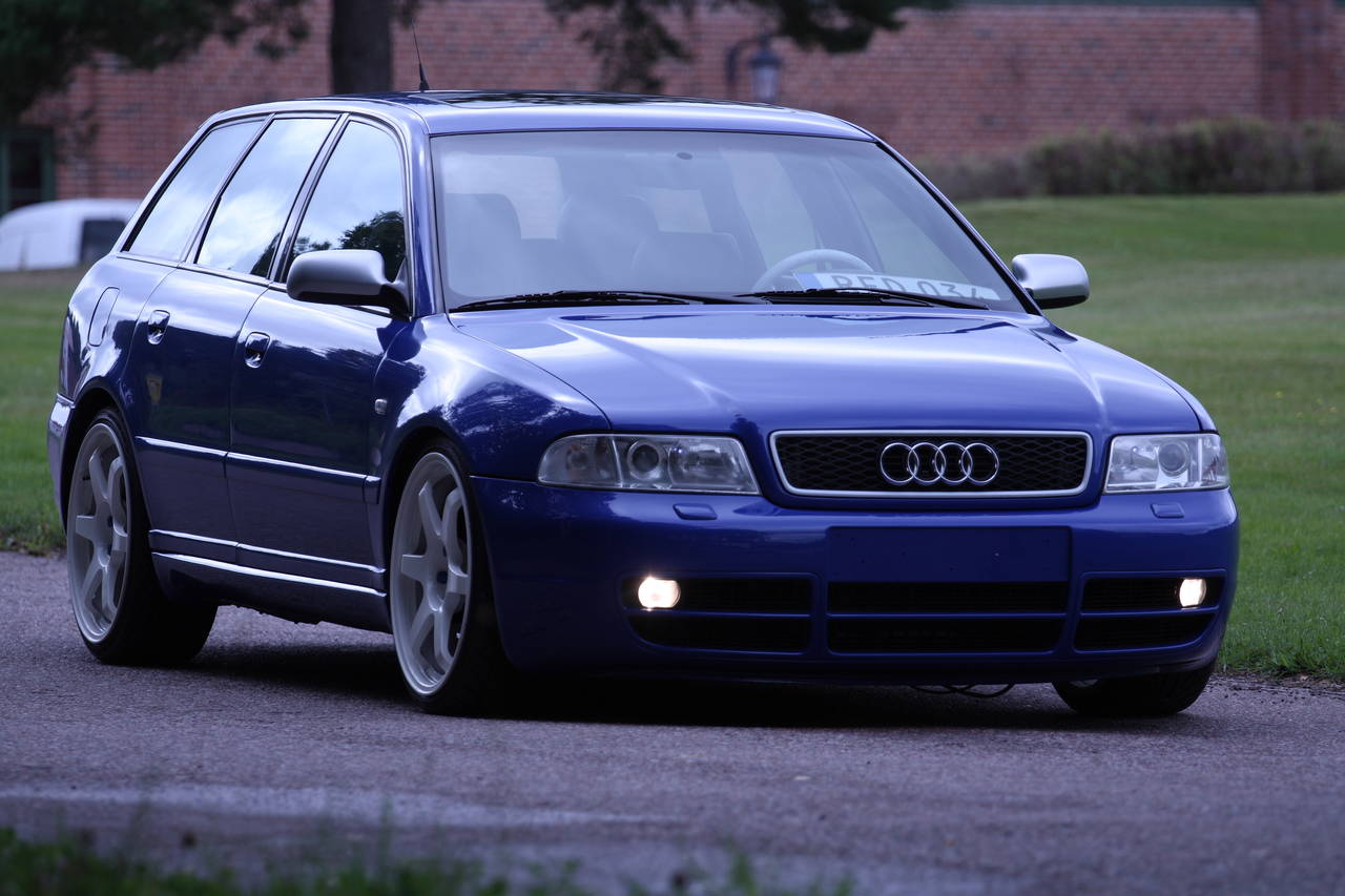 Audi S4 (1999) Garaget