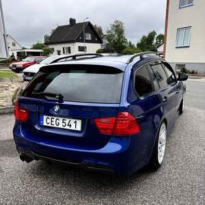 BMW E91 325i