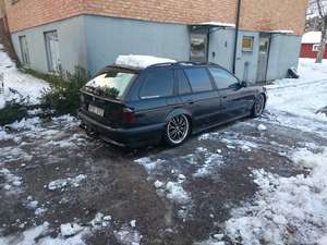 BMW E39 528ia