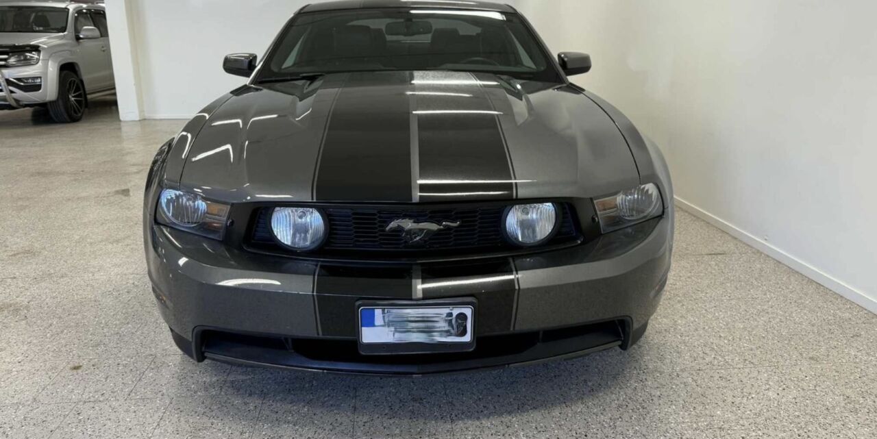 Ford Mustang GT Coupe 5.0