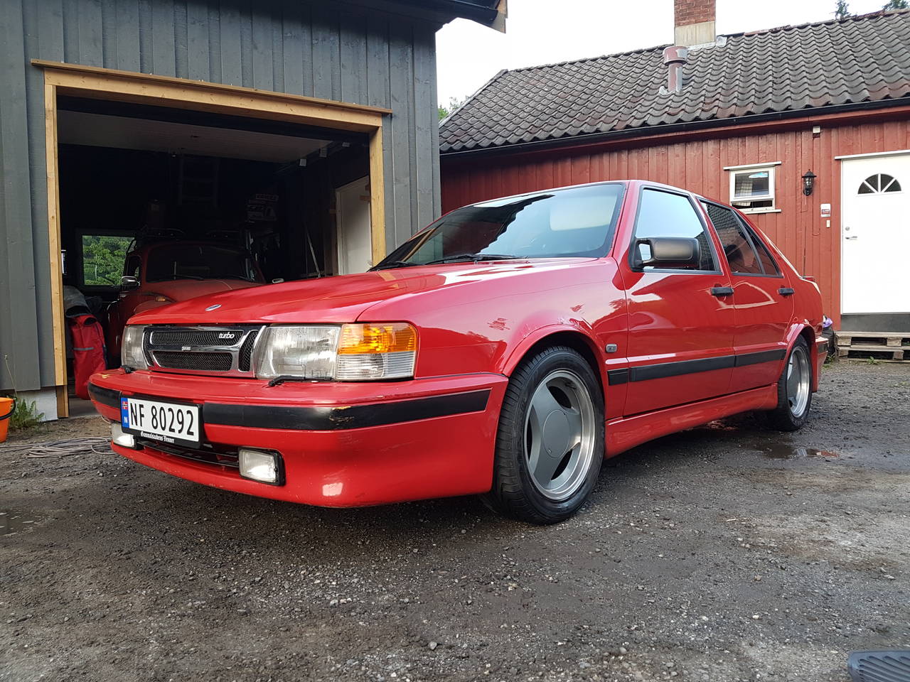 Saab 9000