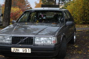 Volvo 940 GL Sedan
