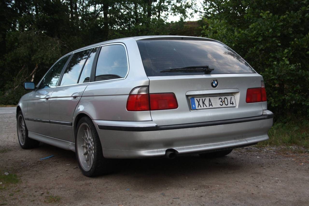 BMW 520i