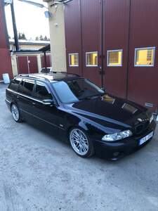 BMW E39 540i