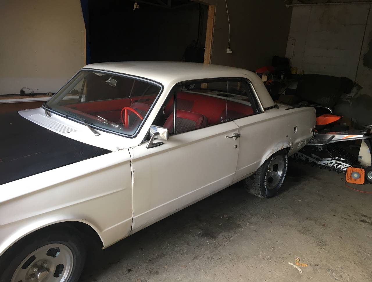 Chrysler Valiant
