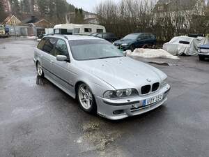 BMW e39 525ia