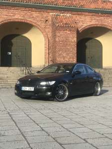 BMW E92 325i