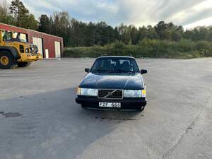 Volvo 945 SE 2.3