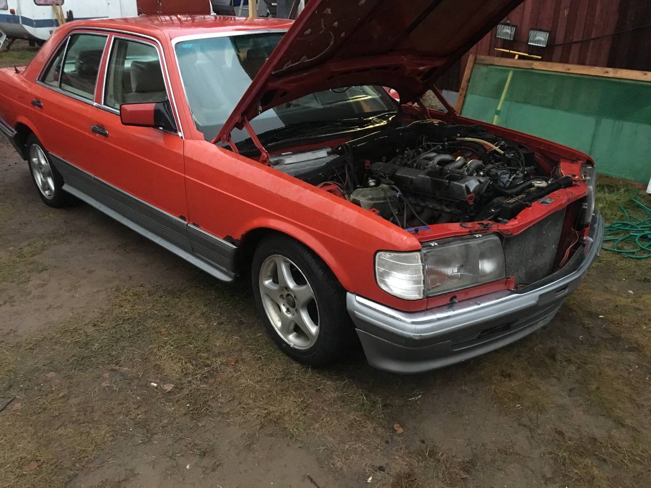 Mercedes W126