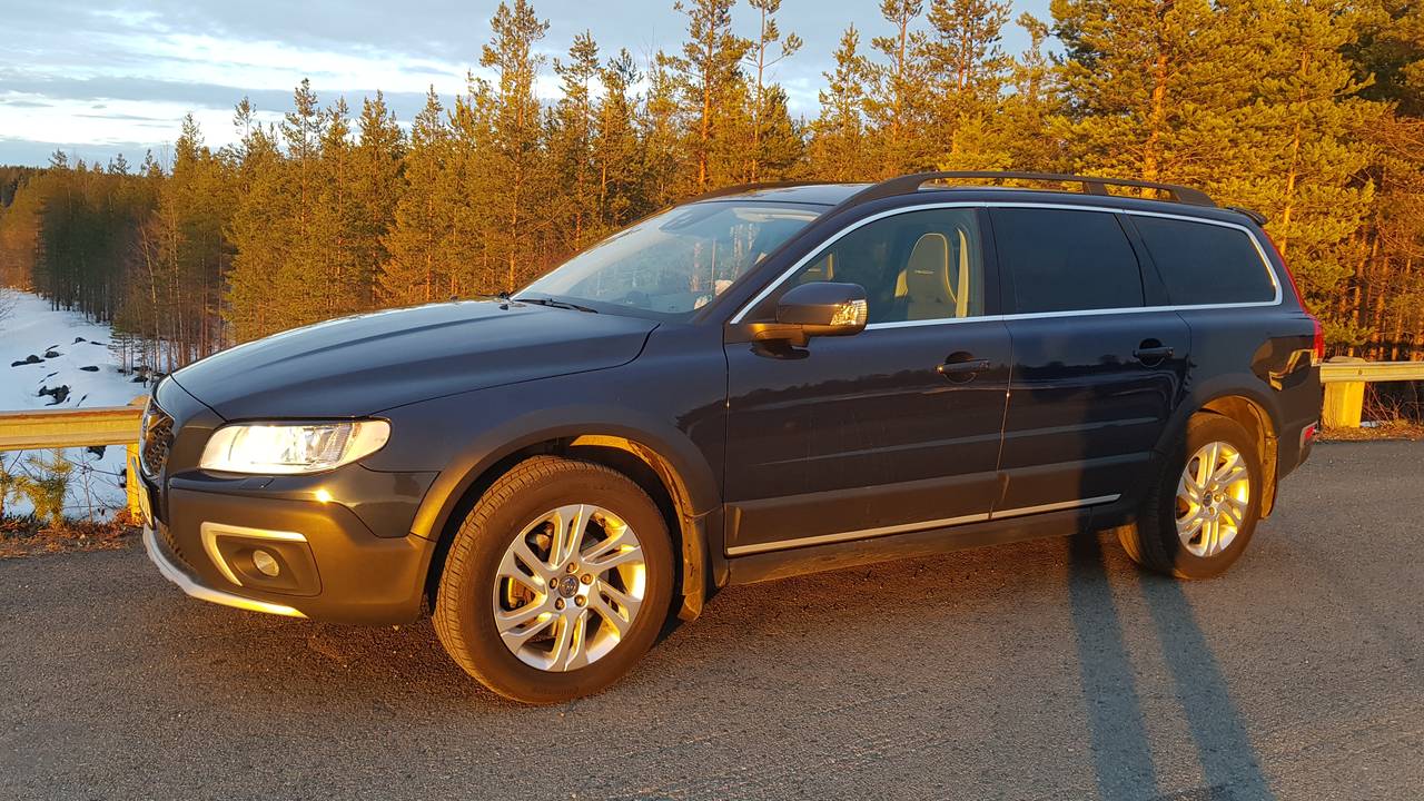 Volvo xc70 inscription