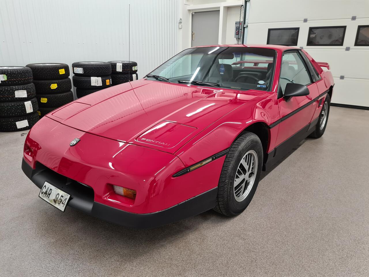 Pontiac Fiero SE