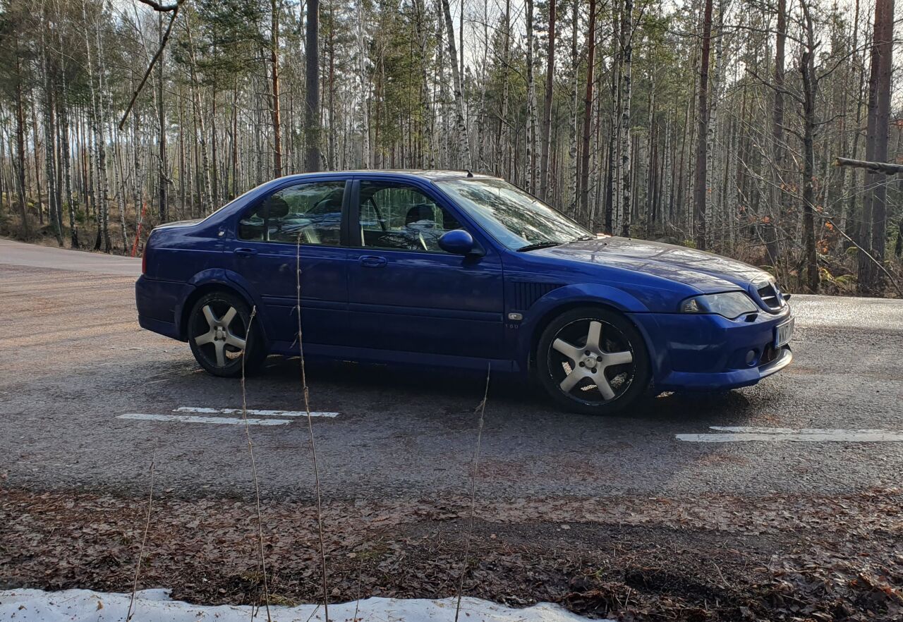 MG ZS 180