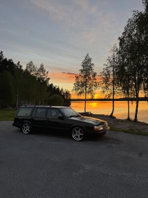 Volvo 945 D24tic M90