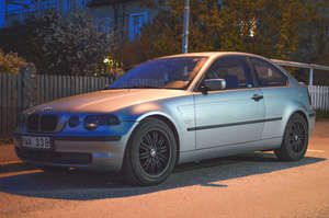 BMW 316ti