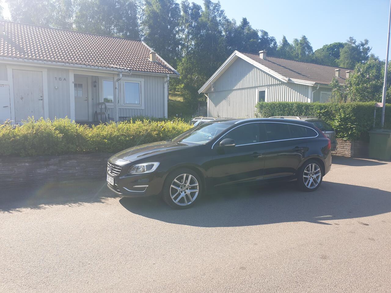 Volvo V60 T5