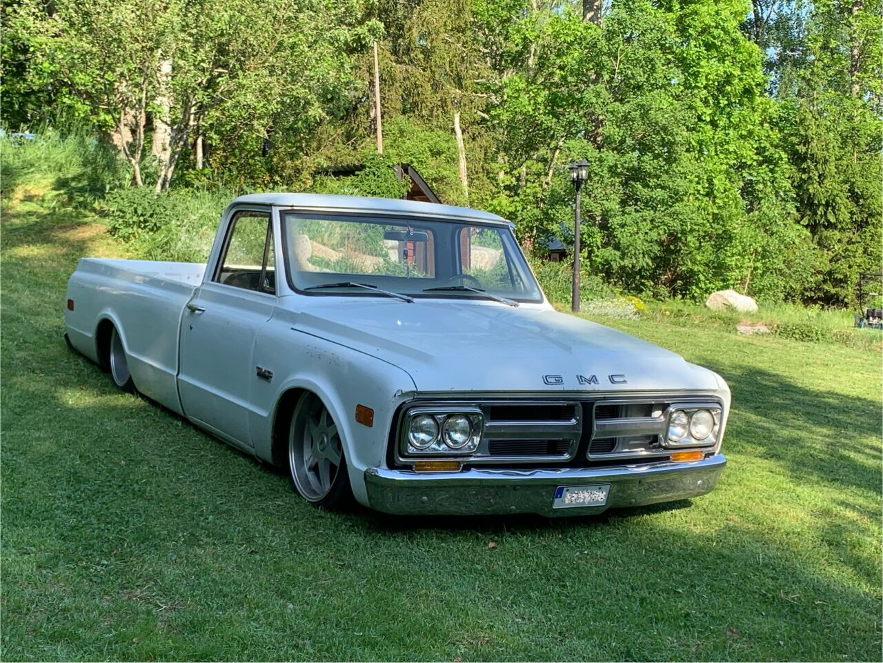 GMC C10